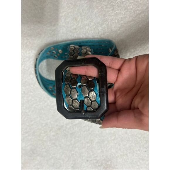 Vintage Turquoise Western style studded snake pattern belt rare size 34‎